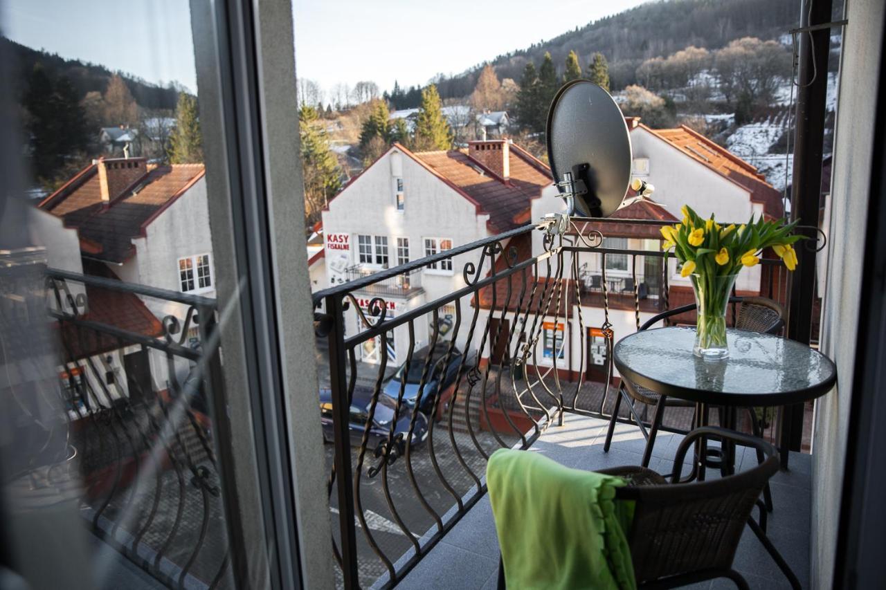Apartament Szczesliwy Ustrzyki Dolne Exteriör bild