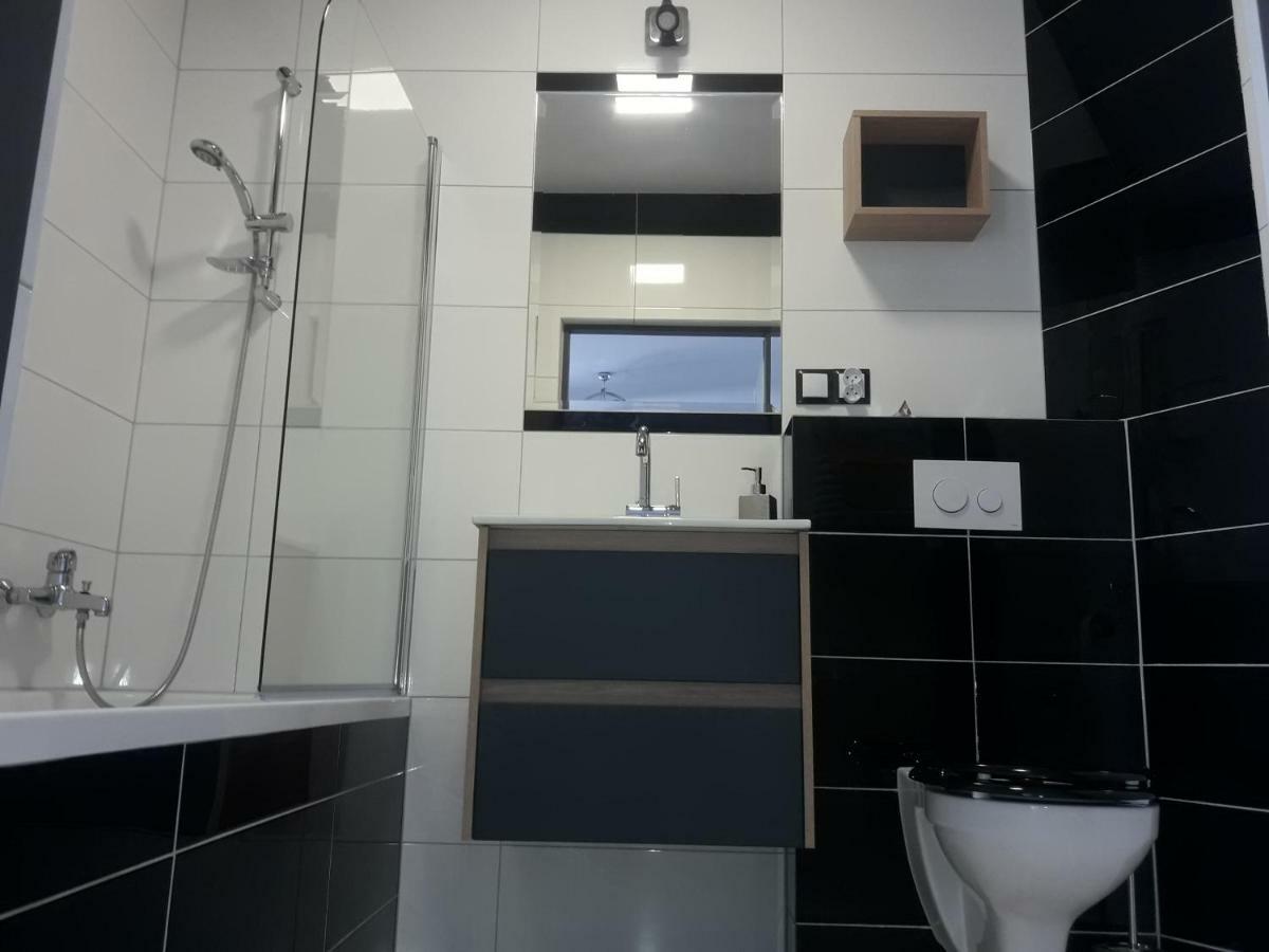 Apartament Szczesliwy Ustrzyki Dolne Exteriör bild